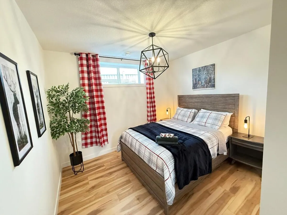 Rustic Rocky Retreat Apartment Calgary 0*,
